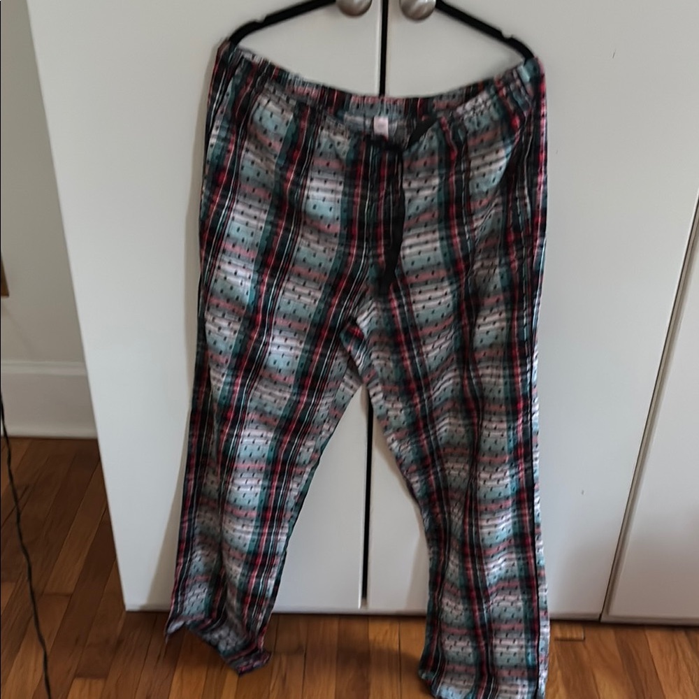 Victoria's Secret Multicolor Plaid Pants new